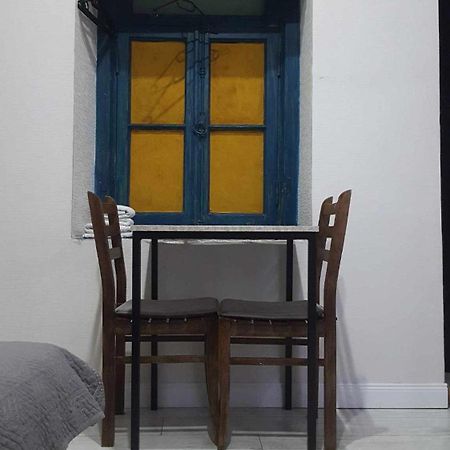 Nino'S Apartment In The Center Of Tbilisi Exterior foto